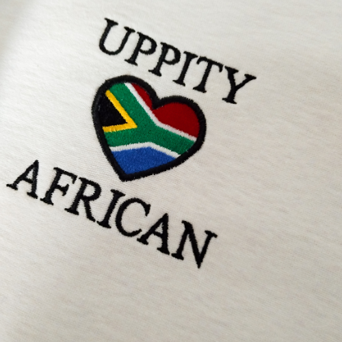 UPPITY SA HEART FLAG EMBROIDERY WHITE T-SHIRTS